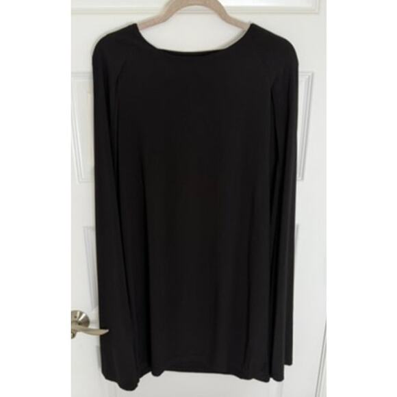 Emma & Michele Black Cape Batwing Sleeve Shift Dress Size Small - Picture 1 of 4